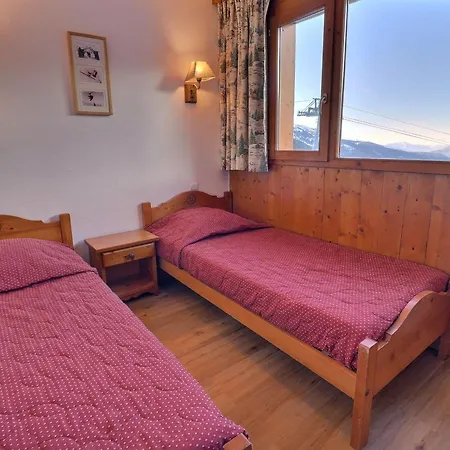 Apartment 2 Pieces Avec Balcon Et Wi-fi A Meribel, Classe 3* Pour 4 Personnes - Fr-1-182-25